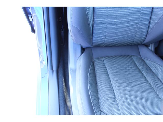 クロストレック リミテッド　新世代アイサイト（３眼）　元弊社試乗車　ナビ　２年間走行距離無制限部分保証付き　元弊社試乗車　新世代アイサイト（３眼タイプ）　　衝突被害＆後退時被害軽減ブレーキ　後側方警戒＆停止保持システム　ナビ　全方位カメラ　ＥＴＣ２．０　前後２カメラドラレコ（42枚目）