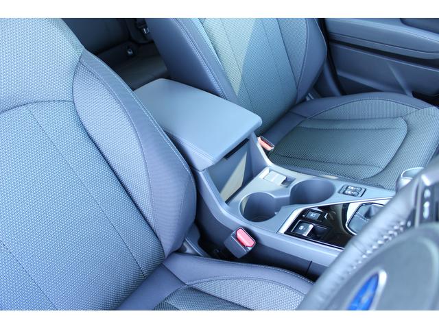 クロストレック リミテッド　新世代アイサイト（３眼）　元弊社試乗車　ナビ　２年間走行距離無制限部分保証付き　元弊社試乗車　新世代アイサイト（３眼タイプ）　　衝突被害＆後退時被害軽減ブレーキ　後側方警戒＆停止保持システム　ナビ　全方位カメラ　ＥＴＣ２．０　前後２カメラドラレコ（45枚目）