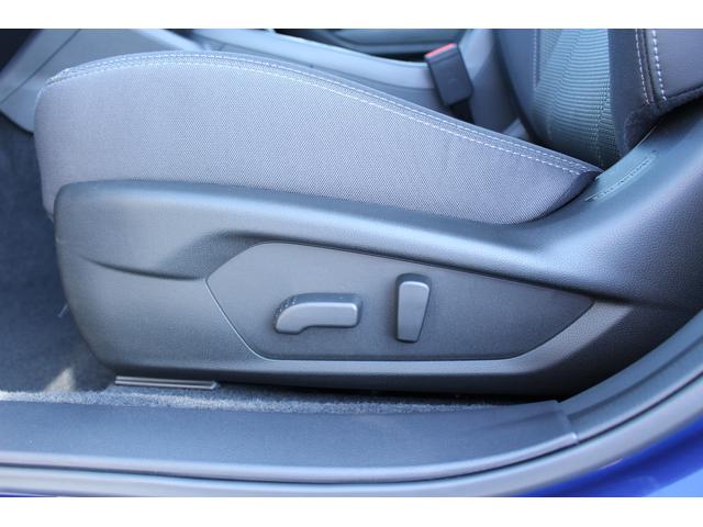 クロストレック リミテッド　新世代アイサイト（３眼）　元弊社試乗車　ナビ　２年間走行距離無制限部分保証付き　元弊社試乗車　新世代アイサイト（３眼タイプ）　　衝突被害＆後退時被害軽減ブレーキ　後側方警戒＆停止保持システム　ナビ　全方位カメラ　ＥＴＣ２．０　前後２カメラドラレコ（51枚目）