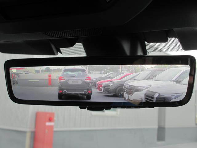 フォレスター ＳＴＩスポーツ　ブラックインテリアセレクション　レザー　２年間走行距離無制限部分保証付き　ワンオーナー　ブラックレザーシート　新世代アイサイト搭載　衝突被害＆後退時被害軽減ブレーキ　後側方警戒＆停止保持システム　スマートリヤビューカメラ　ナビ　３方向カメラ（20枚目）