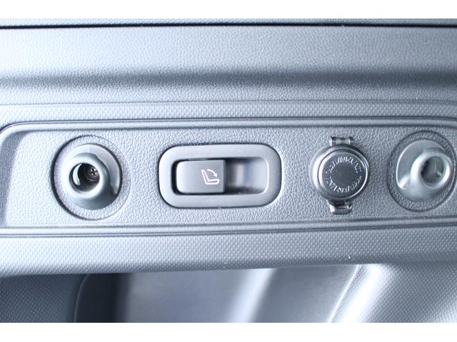 フォレスター ＳＴＩスポーツ　ブラックインテリアセレクション　レザー　２年間走行距離無制限部分保証付き　ワンオーナー　ブラックレザーシート　新世代アイサイト搭載　衝突被害＆後退時被害軽減ブレーキ　後側方警戒＆停止保持システム　スマートリヤビューカメラ　ナビ　３方向カメラ（54枚目）