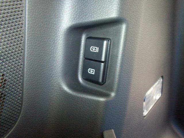 スペーシア ＨＹＢＲＩＤ　Ｘ　全方位モニタ付メモリナビ　　スズキコネクト　全方位モニター付メモリーナビ　スズキコネクト　両側電動スライドドア　ＬＥＤヘッドランプ　キーレスプッシュスタート　オーディオスイッチ　スリムサーキュレーター　ロールサンシェード　Ｍハイブリッド（72枚目）