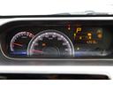 ＨＹＢＲＩＤ　ＦＸ　ＦＭ／ＡＭラジオ付ＣＤ　フルオートエアコン　電動格納式リモコンドアミラー　ＥＳＰ　運転席シートヒーター　衝突被害軽減ブレーキ　後退時ブレーキサポート（12枚目）