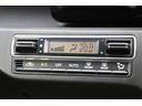 ＨＹＢＲＩＤ　ＦＸ　ＦＭ／ＡＭラジオ付ＣＤ　フルオートエアコン　電動格納式リモコンドアミラー　ＥＳＰ　運転席シートヒーター　衝突被害軽減ブレーキ　後退時ブレーキサポート（17枚目）