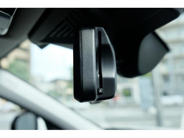 １シリーズ １２０　ハイラインパッケージ　（ＵＶカットガラス・Ｈａｒｍａｎ／Ｋａｒｄｏｎ・ヴェガンザシート）・テクノロジーＰ（Ｄアシプロ・Ｐアシプラス・ＡＲビュー・インテリアカメラ・ＨＵＤ）・Ｐシート・シートヒーター・オートマチックテール（21枚目）
