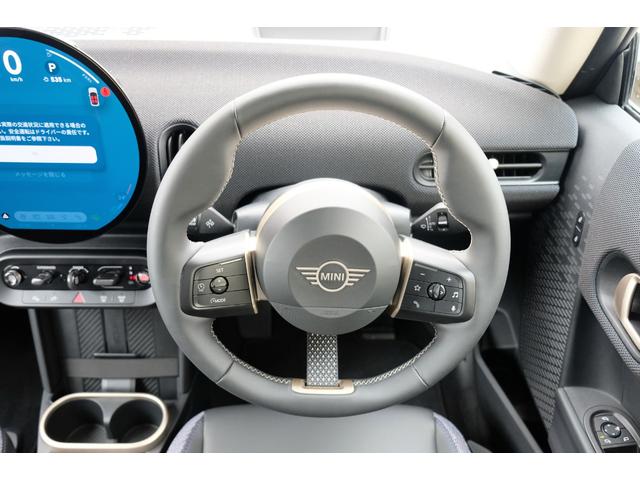 ＭＩＮＩ クーパーＣ　クラシック・トリム　３ドア　ＤＣＴ　ステアリングヒーター・シートヒーター・ドライビングアシストプラス・パーキングアシスト・ＨＵＤ・ＡＲビュー（14枚目）