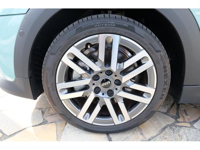 ＭＩＮＩ クーパーＳ　３ドア　ＤＣＴ　クラシックトリム・コンビシート・１７インチＡＷ・ステアリングヒーター・シートヒーター・ドライビングアシストプラス・パーキングアシストプラス・ＨＵＤ・ＡＲビュー（21枚目）