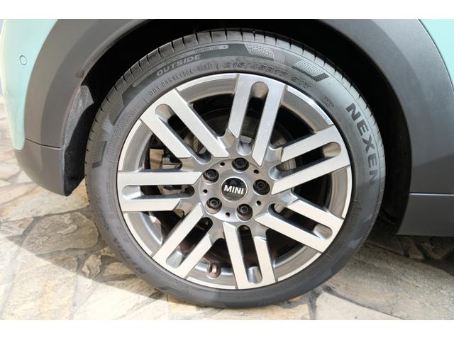 ＭＩＮＩ クーパーＳ　３ドア　ＤＣＴ　クラシックトリム・コンビシート・１７インチＡＷ・ステアリングヒーター・シートヒーター・ドライビングアシストプラス・パーキングアシストプラス・ＨＵＤ・ＡＲビュー（23枚目）