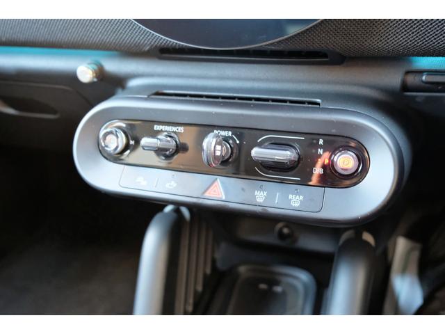 ＭＩＮＩ エースマンＳＥ　クラシック・トリム　コンビシート・シートヒーター・ステアリングヒーター・１８インチＡＷ・ドライビングアシストプラス・パーキングアシストプラス・ＨＵＤ・ＡＲビュー（19枚目）