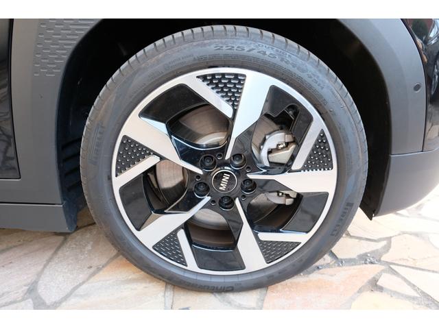 ＭＩＮＩ エースマンＳＥ　クラシック・トリム　コンビシート・シートヒーター・ステアリングヒーター・１８インチＡＷ・ドライビングアシストプラス・パーキングアシストプラス・ＨＵＤ・ＡＲビュー（23枚目）