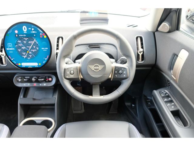 ＭＩＮＩ カントリーマンＣ　クラシック・トリム　ＤＣＴ・Ｍパッケージ（プライバシーガラス・運転席アクティブシート・パワーシート・インテリアカメラ・Ｈａｒｍａｎ／ｋａｒｄｏｎ）・１８ＡＷ・Ｄアシプロ・Ｐアシプラス・ステアヒーター・ＨＵＤ・ＡＲビュー（15枚目）