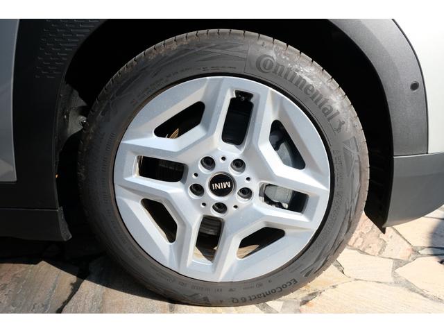 ＭＩＮＩ エースマンＥ　クラシック・トリム　コンビシート・シートヒーター・ステアリングヒーター・ドライビングアシスト・パーキングアシストプラス・ＨＵＤ・ＡＲビュー（24枚目）