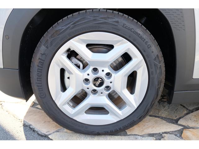 ＭＩＮＩ エースマンＥ　クラシック・トリム　コンビシート・シートヒーター・ステアリングヒーター・ドライビングアシスト・パーキングアシストプラス・ＨＵＤ・ＡＲビュー（25枚目）