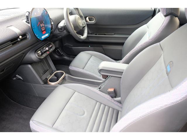 ＭＩＮＩ クーパーＣ　クラシック・トリム　３ドア　ＤＣＴ　コンビシート　１７インチＡＷ　シートヒーター　ステアリングヒーター　ドライビングアシストプラス　パーキングアシスト　ＨＵＤ　ＡＲビュー（12枚目）