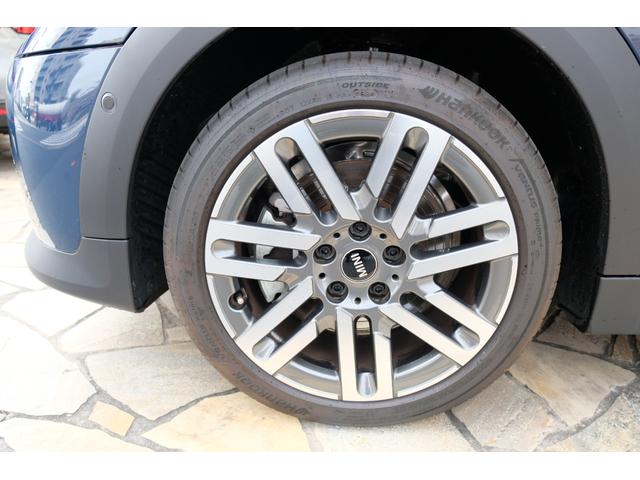 ＭＩＮＩ クーパーＣ　クラシック・トリム　３ドア　ＤＣＴ　コンビシート　１７インチＡＷ　シートヒーター　ステアリングヒーター　ドライビングアシストプラス　パーキングアシスト　ＨＵＤ　ＡＲビュー（24枚目）