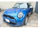 ＭＩＮＩ クーパーＣ　クラシック・トリム　３ドア　ＤＣＴ　ステアリングヒーター・シートヒーター・ドライビングアシストプラス・パーキングアシスト・ＨＵＤ・ＡＲビュー（2枚目）