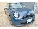 ＭＩＮＩ クーパーＣ　クラシック・トリム　３ドア　ＤＣＴ　コンビシート　１７インチＡＷ　シートヒーター　ステアリングヒーター　ドライビングアシストプラス　パーキングアシスト　ＨＵＤ　ＡＲビュー（4枚目）