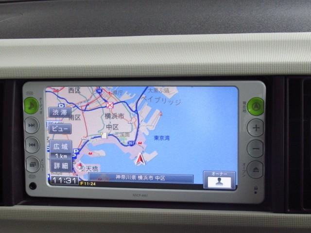 パッソ Ｘ　運転席助手席エアバック　メモリーナビゲーション　横滑り防止機能　エアコン　キーレス　リアカメラ　ＡＢＳ　パワーウィンドウ　パワーステアリング　ナビＴＶ　ワンセグＴＶ　運転席エアバック（8枚目）