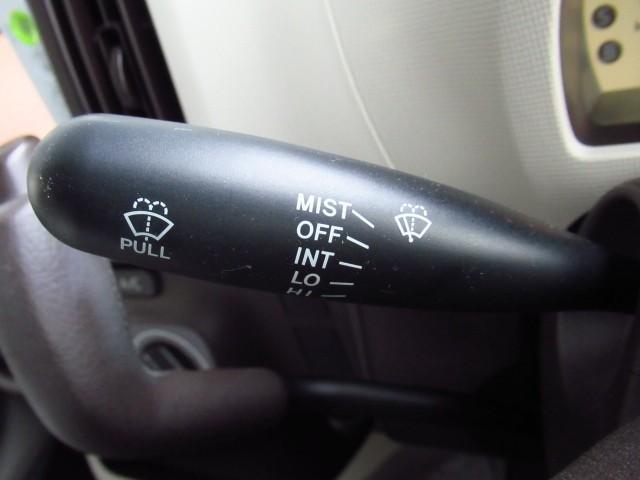 パッソ Ｘ　運転席助手席エアバック　メモリーナビゲーション　横滑り防止機能　エアコン　キーレス　リアカメラ　ＡＢＳ　パワーウィンドウ　パワーステアリング　ナビＴＶ　ワンセグＴＶ　運転席エアバック（13枚目）