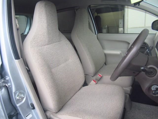 パッソ Ｘ　運転席助手席エアバック　メモリーナビゲーション　横滑り防止機能　エアコン　キーレス　リアカメラ　ＡＢＳ　パワーウィンドウ　パワーステアリング　ナビＴＶ　ワンセグＴＶ　運転席エアバック（14枚目）