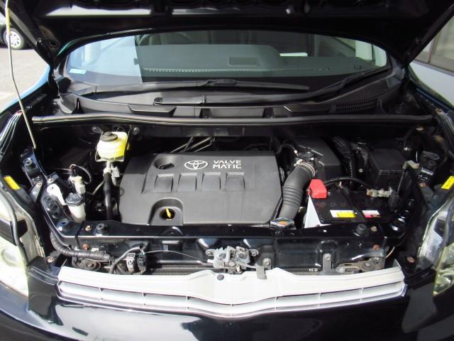 ヴォクシー ＺＳ　煌ＩＩ　両電動スライドドア　Ｗエアバック　ＥＴＣ車載器　エアバック　インテリジェントキー　キーフリー　ナビテレビ　アルミホイル　三列シート　ＤＶＤ再生可能　セキュリティアラーム　ＡＢＳ　パワーウィンドウ（26枚目）