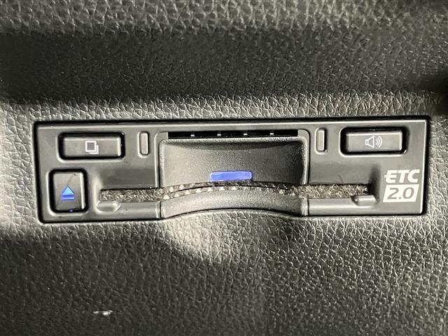 シエンタ Ｚ　１オナ　Ｗ電動ドア　イモビ　クルーズＣ　ＬＥＤヘッドランプ　アルミ　ＥＴＣ　Ｓキー　横滑り防止機能　メモリーナビ　パワーウィンドウ　記録簿　エアバック　ＡＢＳ　ドラレコ　カーテンエアバック　ナビ＆ＴＶ（9枚目）