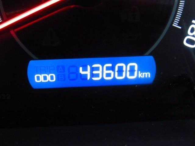 ヴォクシー ZS 煌III プリクラッシュ スマートキ アイスト DVD再生機能 横滑り防止装置 ナビTV アルミ 三列シート 盗難防止 オートエアコン キーレス ETC装備 パワステ メモリナビ クルコン LEDヘッドライト(34枚目)