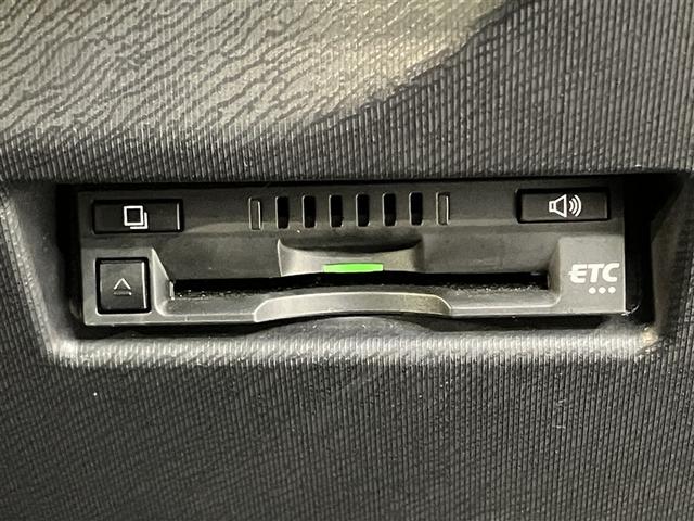 アクア Sスタイルブラック AUX端子 バックモニタ- 地デジフルセグ ナビTV イモビライザー スマートキープッシュスタート 1オーナー ETC付き Wエアバッグ キーフリ メモリーナビゲーション ドラレコ付き ABS PS(8枚目)