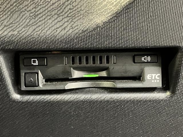 アクア S スマートキープッシュスタート キーレスエントリ LEDヘッドライト ドラレコ付 イモビ ナビ&TV オートエアコン デュアルエアバック ESC Bカメラ パワーウィンドウ AUX端子 ETC SRS(8枚目)