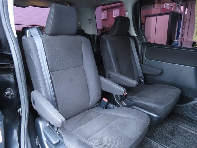 ヴォクシー ハイブリッドV スマートキープッシュスタート 盗難防止アラーム DVD再生可 Bモニター オートクルーズ Wエアバック ナビTV ESC ETC車載器 リモコンキー PS LEDヘットライト ドラレコ付き 3列(23枚目)