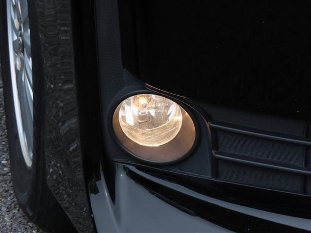 ヴォクシー ハイブリッドV スマートキープッシュスタート 盗難防止アラーム DVD再生可 Bモニター オートクルーズ Wエアバック ナビTV ESC ETC車載器 リモコンキー PS LEDヘットライト ドラレコ付き 3列(31枚目)