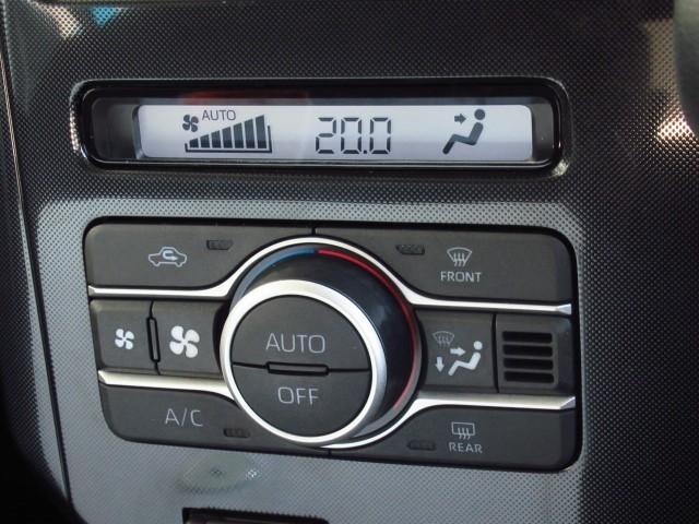 ルーミー G 追突軽減ブレーキ パワステ Aストップ LEDライト Rカメラ 記録簿付 横滑り防止システム ウォークスルー エアバック セキュリティーアラーム パワーウィンドウ 運転席助手席エアバック ナビ&TV(11枚目)