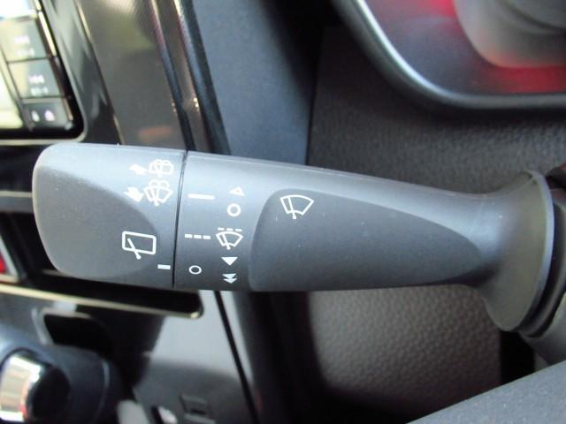 ルーミー G 追突軽減ブレーキ パワステ Aストップ LEDライト Rカメラ 記録簿付 横滑り防止システム ウォークスルー エアバック セキュリティーアラーム パワーウィンドウ 運転席助手席エアバック ナビ&TV(14枚目)