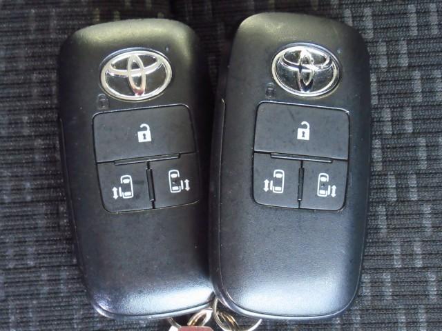 ルーミー G 追突軽減ブレーキ パワステ Aストップ LEDライト Rカメラ 記録簿付 横滑り防止システム ウォークスルー エアバック セキュリティーアラーム パワーウィンドウ 運転席助手席エアバック ナビ&TV(27枚目)