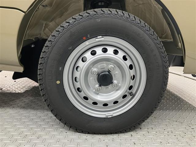 ハイゼットトラック ジャンボエクストラ　アイドルＳ　セキュリティー　ＬＥＤヘッド　ＰＷ　キーフリー　ＡＢＳ　エアバッグ　ＰＳ　エアコン　ＥＳＣ　スマートＫＥＹ　プリクラッシュ　Ｗエアバッグ（17枚目）