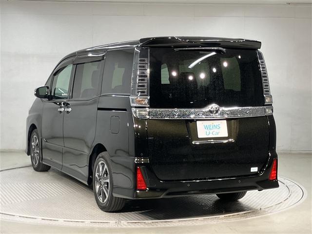 ヴォクシー ZS 煌II スマートキー・プッシュスタート バックガイドモニター セキュリティアラーム 両側パワスラドア 1オーナー ETC車載器 地デジテレビ VSC LEDライト 助手席エアバック キーレスエントリー AC(4枚目)