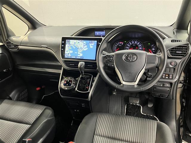 ヴォクシー ZS 煌II スマートキー・プッシュスタート バックガイドモニター セキュリティアラーム 両側パワスラドア 1オーナー ETC車載器 地デジテレビ VSC LEDライト 助手席エアバック キーレスエントリー AC(5枚目)