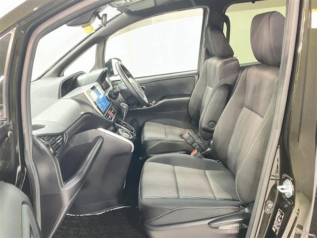 ヴォクシー ZS 煌II スマートキー・プッシュスタート バックガイドモニター セキュリティアラーム 両側パワスラドア 1オーナー ETC車載器 地デジテレビ VSC LEDライト 助手席エアバック キーレスエントリー AC(17枚目)