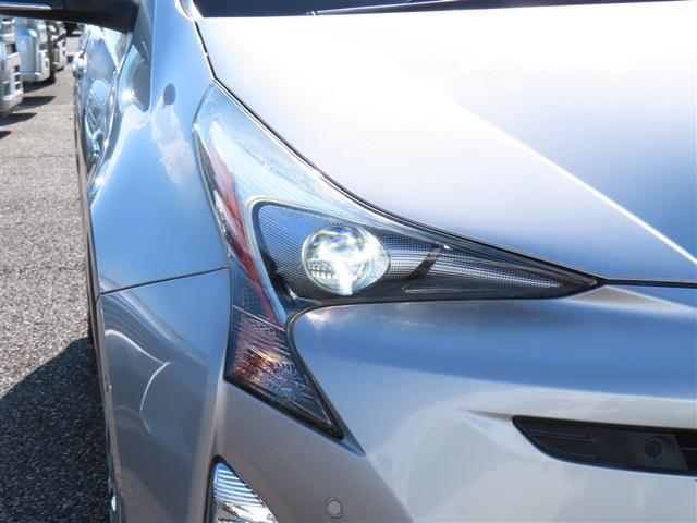 プリウス Ａ　衝突軽減ブレーキシステム　Ｂモニタ　記録簿有　ＬＥＤヘッド　クルーズコントロール　セキュリティー　スマートキー　パワーステアリング　ＥＴＣ　１オーナー　アルミホイル　オートエアコン　ＳＲＳ　ＡＢＳ（24枚目）