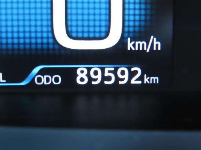 プリウス Ａ　衝突軽減ブレーキシステム　Ｂモニタ　記録簿有　ＬＥＤヘッド　クルーズコントロール　セキュリティー　スマートキー　パワーステアリング　ＥＴＣ　１オーナー　アルミホイル　オートエアコン　ＳＲＳ　ＡＢＳ（32枚目）