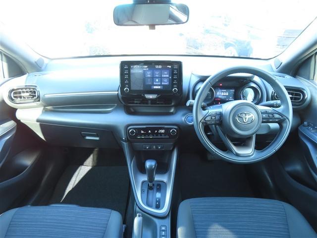 ヤリス ハイブリッドZ PCS 地デジ Bカメラ LEDランプ スマキー ETC付き メディアプレイヤー接続 ナビTV VSC パワステ 1オナ車 クルコン カーテンエアバック キーフリー ABS イモビ エアコン(5枚目)