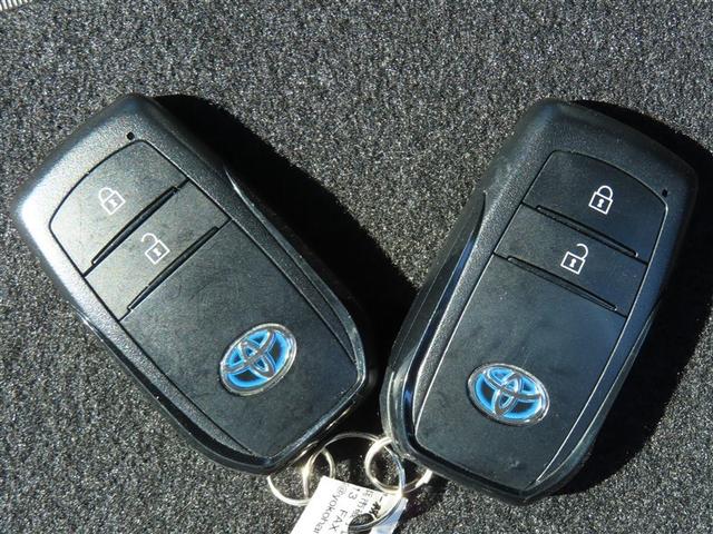 ヤリス ハイブリッドZ PCS 地デジ Bカメラ LEDランプ スマキー ETC付き メディアプレイヤー接続 ナビTV VSC パワステ 1オナ車 クルコン カーテンエアバック キーフリー ABS イモビ エアコン(26枚目)