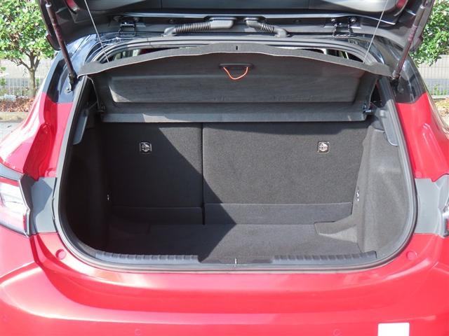 カローラスポーツ ハイブリッドG Z 衝突被害軽減S Bモニ 地デジTV TV 盗難防止装置 LEDライト オートクルーズコントロール 半革シート アルミホイール スマートキ- ABS パワーウィンドウ オ-トエアコン サイドエアバッグ(22枚目)