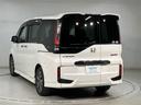 ステップワゴンスパーダ スパーダ　ホンダセンシング　ＡＷ　盗難防止　助手席エアバッグ　Ｗパワスラ　メモリナビ　記録簿有　地デジ　サイドエアバッグ　ＬＥＤライト　横滑り防止システム　オートエアコン　リアカメラ　ナビ＆ＴＶ　三列シート　アイドリングＳ（4枚目）