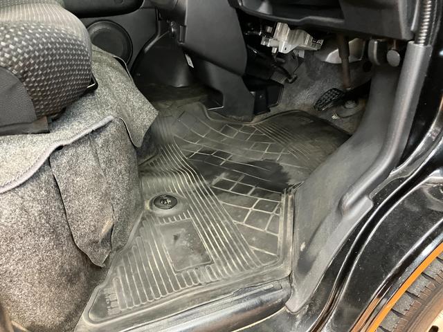 ハイゼットカーゴ クルーズSAIII サポカーSワイド適合 両側オートスライドドア オーディオ エアコン アイドリングストップ オートハイビーム 横滑り防止機能 誤発進抑制機能 電動格納ミラー パワーウインドウ キーレス(23枚目)