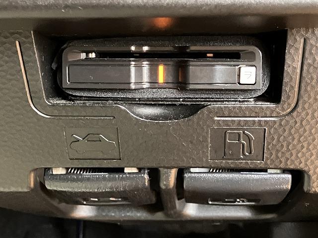 トール カスタムG SAII スマアシ ETC ドラレコ 両側オートスライドドア ステアリングスイッチ アイドリングストップ 横滑り防止機能 誤発進抑制機能 Pスタート 電動格納ミラー キーフリー(20枚目)