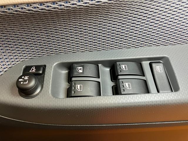 ムーヴ L ETC エアコン エコアイドル 横滑り防止機能 光軸調整ダイヤル 電動格納ミラー パワーウィンドウ キーレス(17枚目)