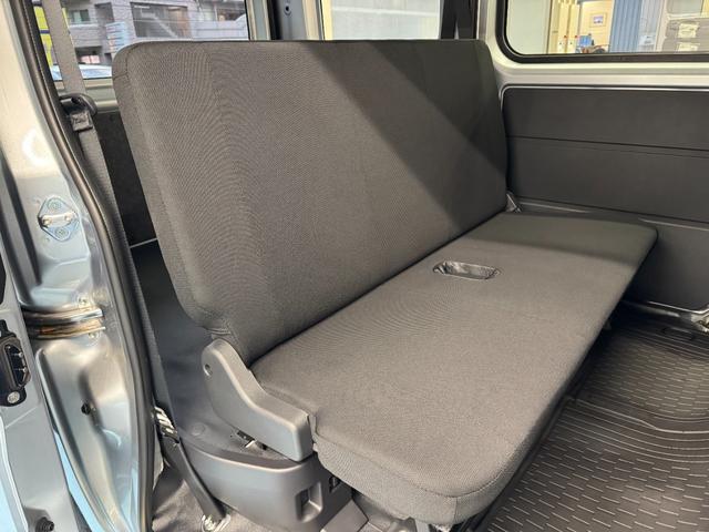 ハイゼットカーゴ DX サポカーSワイド適合 ラジオ エアコン アクセサリーソケット コーナーセンサー アイドリングストップ 光軸調整ダイヤル 横滑り防止機能 誤発進抑制機能 パワーウインドウ キーレス(19枚目)