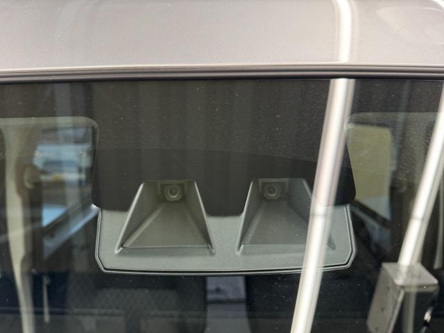 ハイゼットカーゴ DX サポカーSワイド適合 ラジオ エアコン アクセサリーソケット コーナーセンサー アイドリングストップ 光軸調整ダイヤル 横滑り防止機能 誤発進抑制機能 パワーウインドウ キーレス(20枚目)