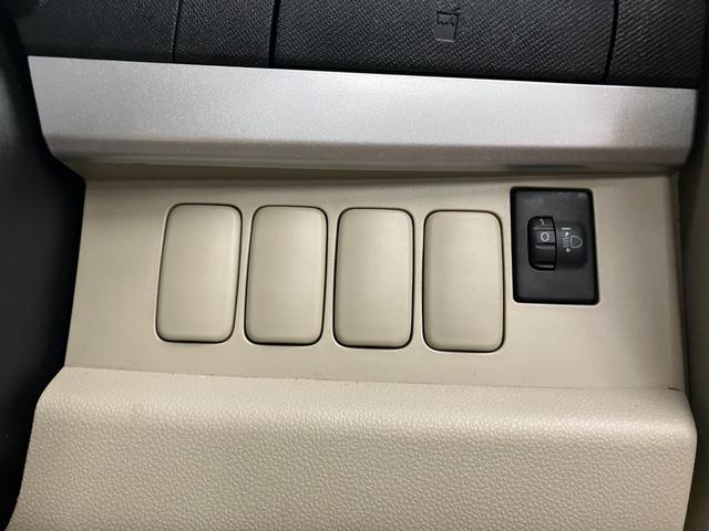 ムーヴ Ｌ　オーディオ　エアコン　電動格納ミラー　パワーウインドウ　光軸調整ダイヤル　キーレス（16枚目）